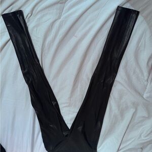 Chic Spanx Black Faux Leather Leggings size: XS Petite like new!